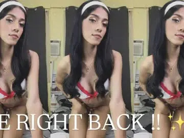 queen_bella444 from chaturbate