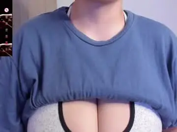 Chaturbate Live Sex Cam of tarrant_