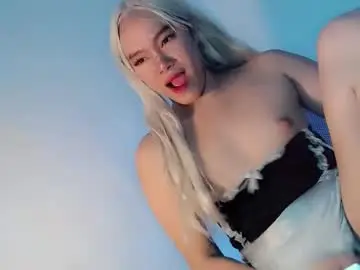 Chaturbate Live Sex Cam of sophia_walker18