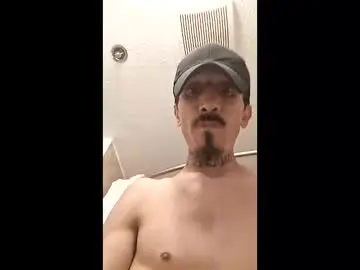 Chaturbate Live Sex Cam of longdick3700
