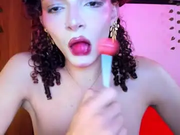 Chaturbate Live Sex Cam of lucianromeo17