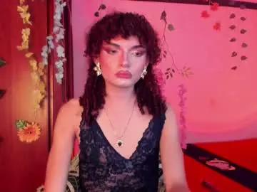 Chaturbate Free Porn Cam of lucianromeo17