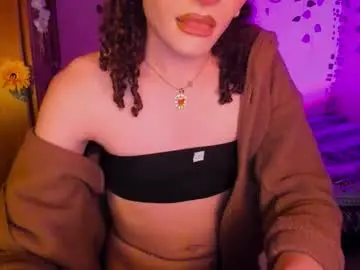 Chaturbate Adult Webcams of lucianromeo17