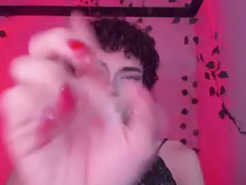Chaturbate Free Porn Cam of lucianromeo17
