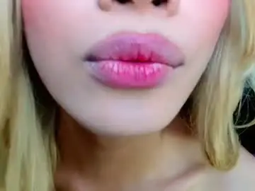 Chaturbate Sex Cam of clara_malone