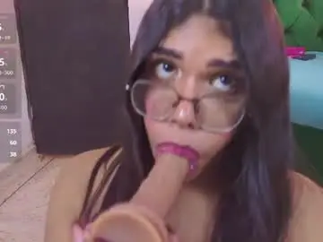 Chaturbate Free Porn Cam of kendalrose_cr