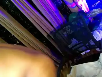 Chaturbate Live Sex Cam of khylahart