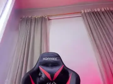 Chaturbate Sex Cam of aleja_hill