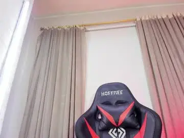 Chaturbate Live Porn of aleja_hill