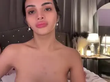 sexyadrianaqueents from chaturbate