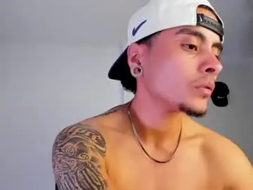 Chaturbate Live Sex of alexander_ftm