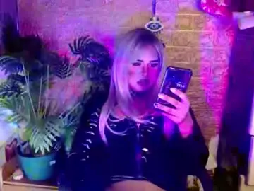 Chaturbate Free Porn Cam of sassy_tinaxx