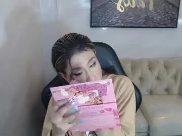 Chaturbate Free Live Porn of evy_lux_v