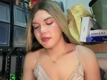 Chaturbate Best live sex cam show of khloefucker