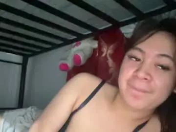 Chaturbate Live Sex Cam of aliaaah