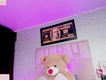 Chaturbate Sex Cam of chanelcute