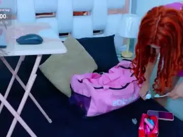 Chaturbate Live Sex Cam of emmalodgge