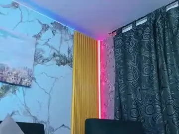 maday23_pm from chaturbate