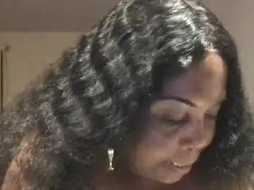 Chaturbate Live Sex Cam of msjonemillion
