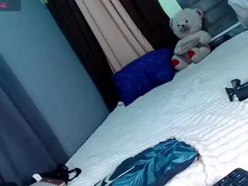 Chaturbate Best live sex cam show of creamycum_celinexxx