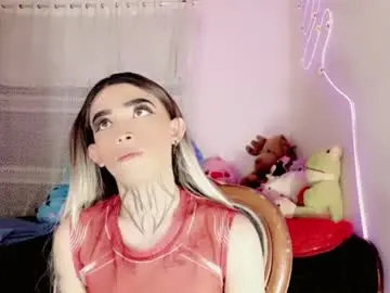 mikaelarangel from chaturbate