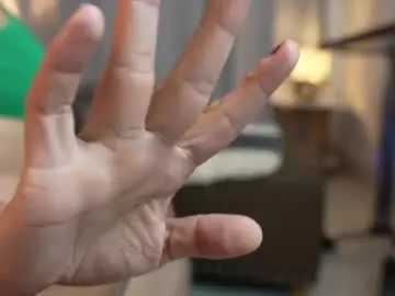 Chaturbate Live Sex Cam of valentina0817