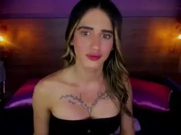 Chaturbate Live Sex Cam of ella_mon