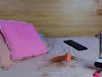 Chaturbate Best live sex cam show of ella_mon