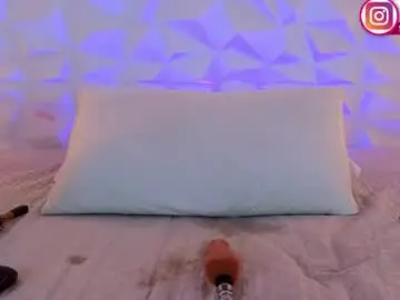 Chaturbate Watch Live Sex Cams of ella_mon