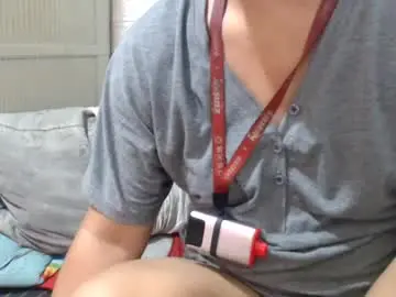 Chaturbate Live Sex Cam of i_drain_u_bitch