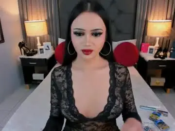Chaturbate Nude Webcam of mia_mow