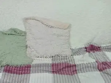 Chaturbate Live Sex of yourkriss_new1