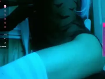 Chaturbate Live Porn of frankie_boygirl