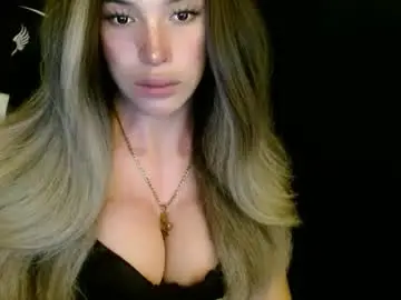 Chaturbate Free Porn Cam of imyour_queen10