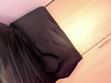 Chaturbate Sex Cam of valentina_horny777