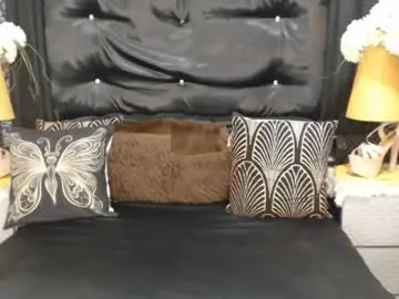 Chaturbate Live Sex Cam of bigcockmarina