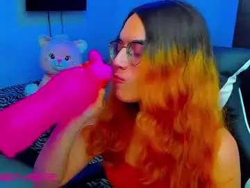 Chaturbate Free Live Porn of lillykittyy