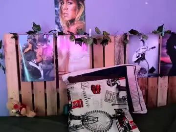 Chaturbate Live Porn of ari_uchis