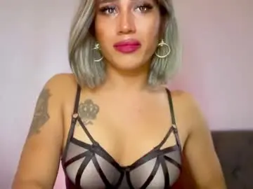 Chaturbate Watch Live Sex Cams of carmella_romance
