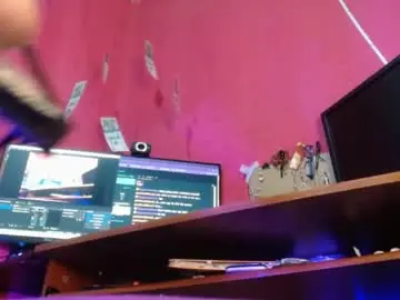 Chaturbate Live Porn of paulavaltina21