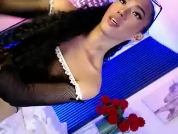 Chaturbate Nude Webcam of darkxmonica1111