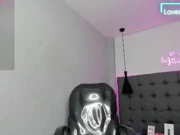 Chaturbate Live Porn of scarletcherry18