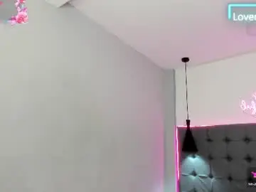 Chaturbate Live Sex of scarletcherry18