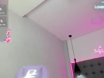 Chaturbate Adult Video Chat of scarletcherry18