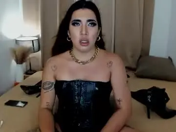 Chaturbate Live Sex Cam of tsbigmilk