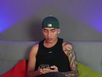 Chaturbate Watch Live Sex Cams of madison__rey