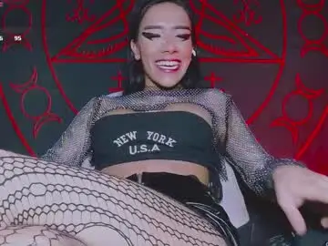 Chaturbate Live Sex Cam of victoriavampire666