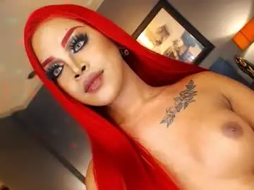 Chaturbate Live Sex Cam of urmajestytyra