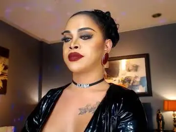 Chaturbate Free Live Porn of urmajestytyra