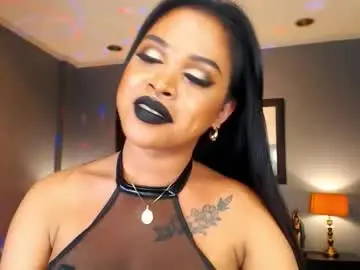 Chaturbate Watch Live Sex Cams of urmajestytyra